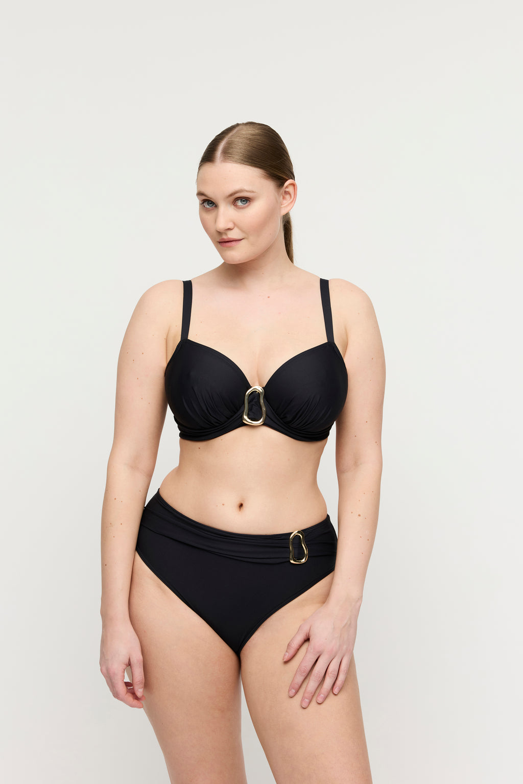 Primadonna Swim Uvita