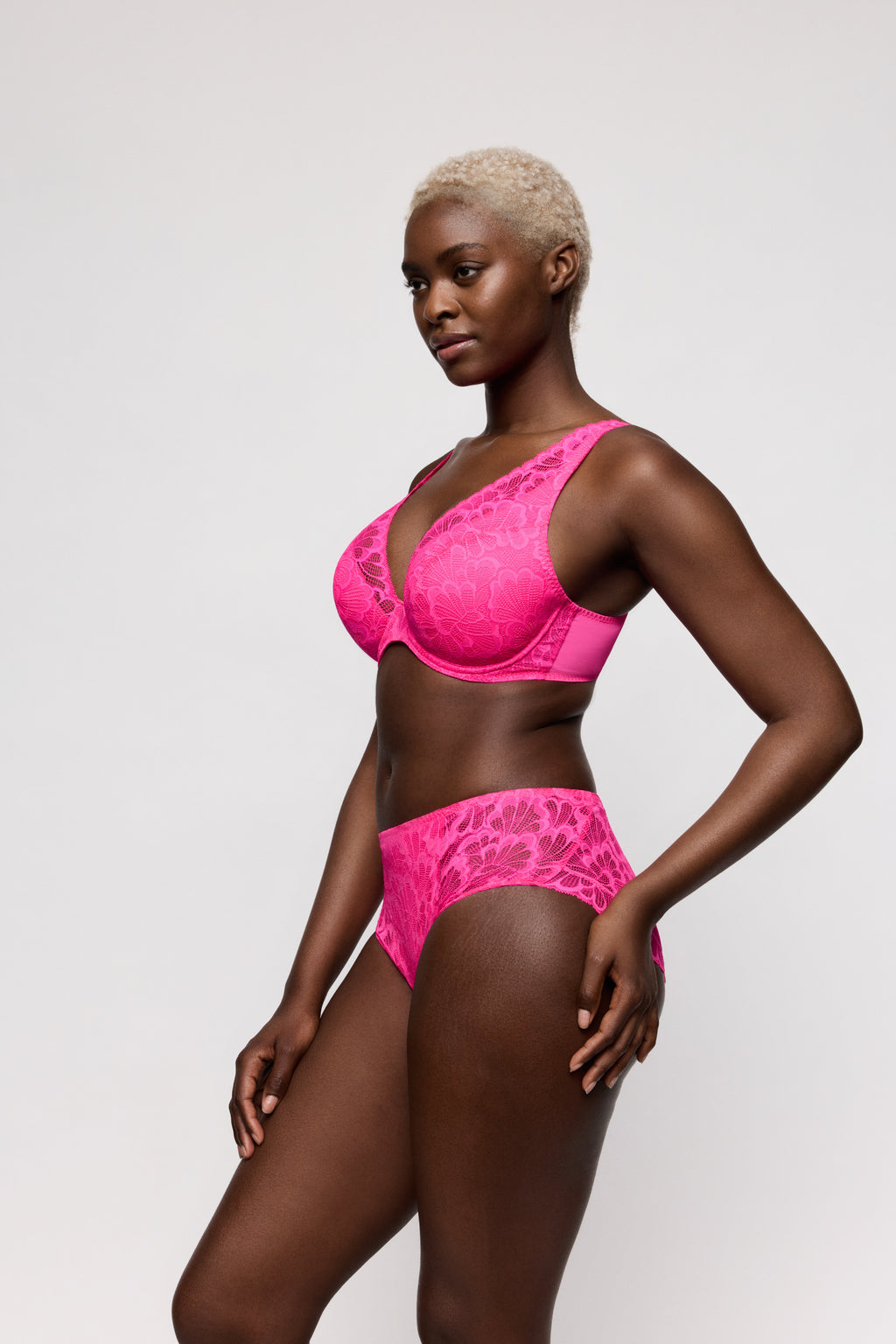 Primadonna Twist Mocuto