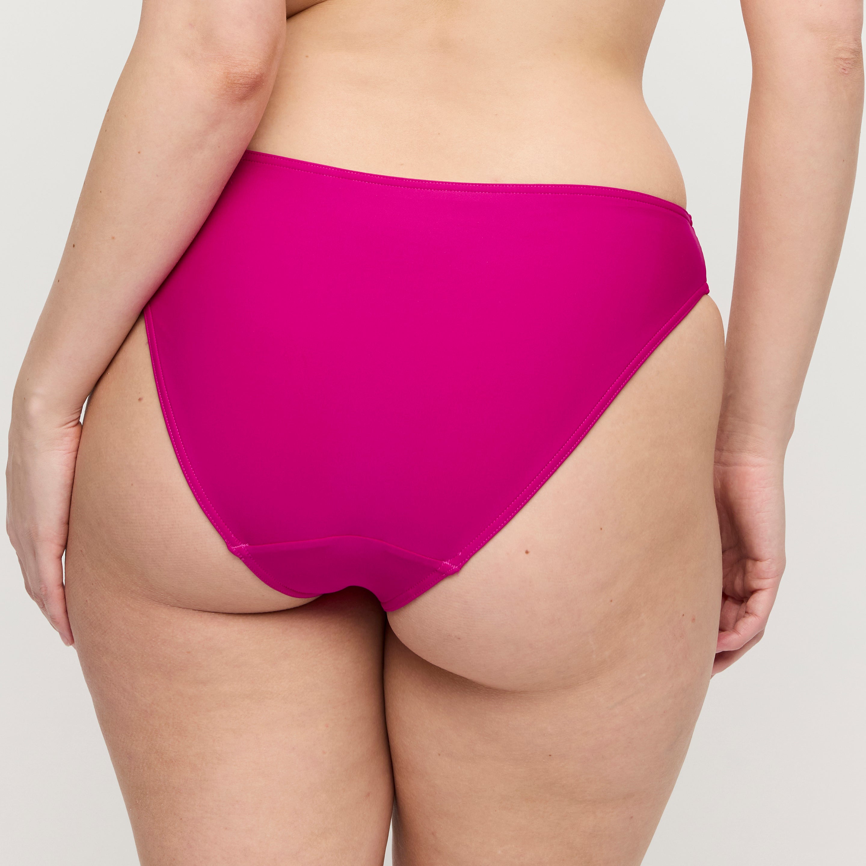 Primadonna Swim Uvita