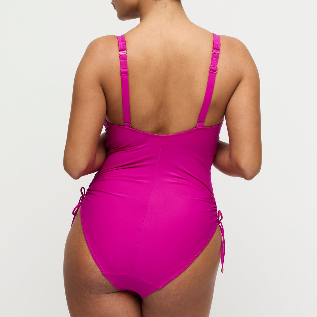 Primadonna Swim Uvita