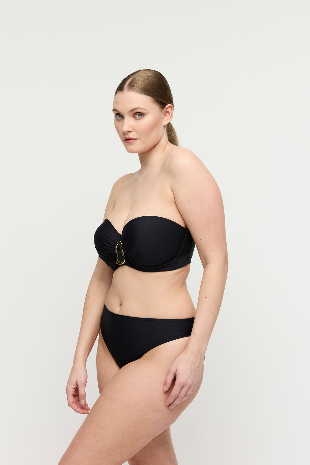 Primadonna Swim Uvita