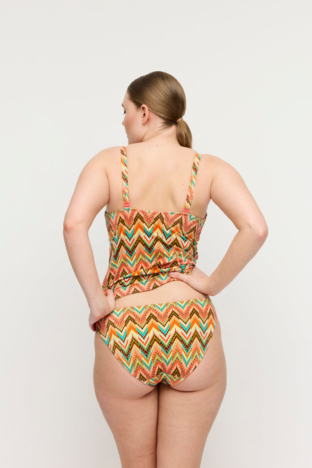 Primadonna Swim Tubou