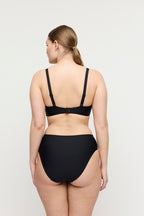 Primadonna Swim Uvita
