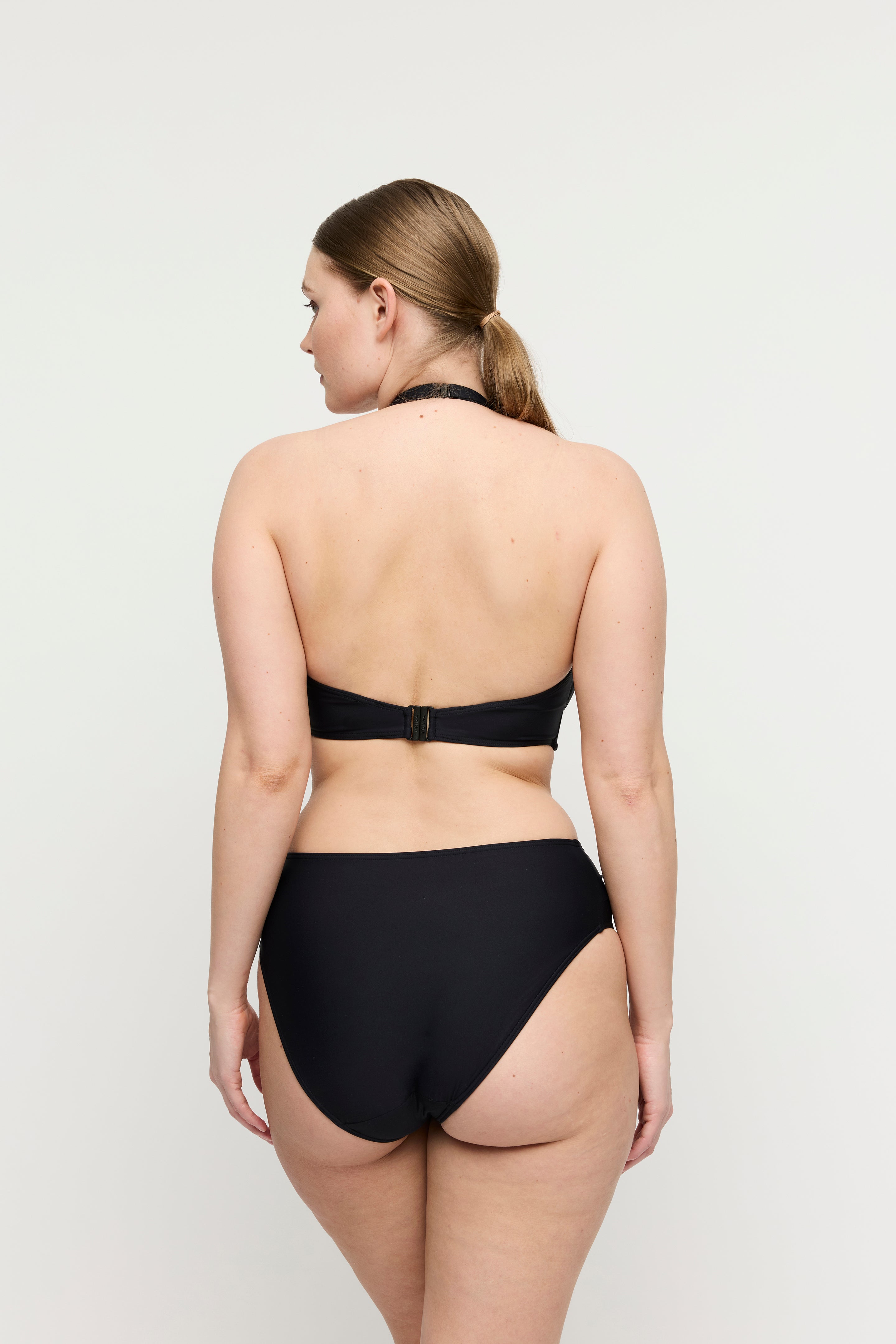 Primadonna Swim Uvita