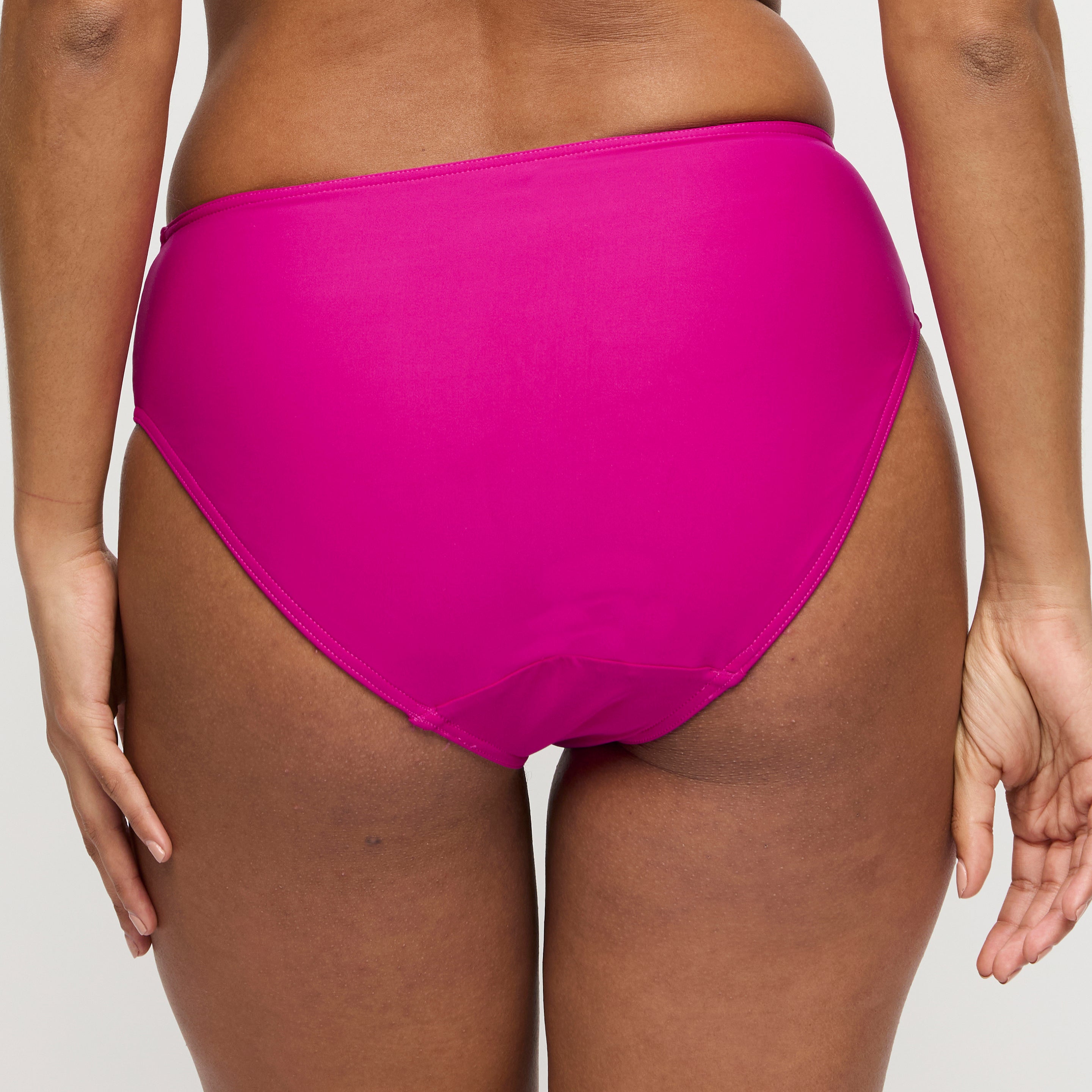 Primadonna Swim Uvita